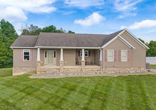 Photo 4 of Sale Pending at 3788 Deerfield Ave NW, North Lawrence, OH 44666 | MLS# 5225770 | Listing updated on 2026-08-03