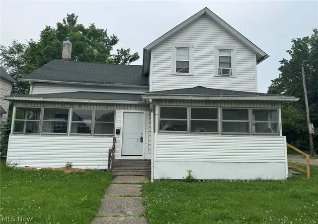 1st image of 674 676 Carlysle St, Akron, OH 44310 | MLS# 5225143