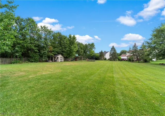 Homes for sale in Avon, OH | 4712 Churchill Dr, Avon, OH 44011 | MLS# 5225061