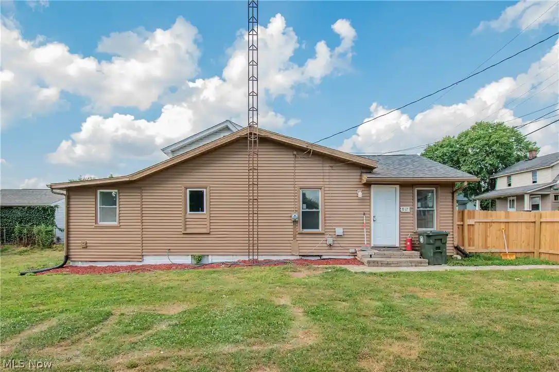 Single family home for sale at 817 Halter Ct NW, Canton, OH 44708 | MLS# 5225009