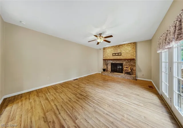 Photo 3 of Sale Pending at 6103 Ely Vista Dr, Cleveland, OH 44129 | MLS# 5225289 | Listing updated on 2026-08-26