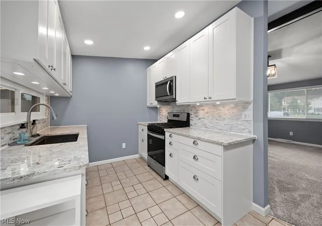 5th image of 747 Abbe Rd N, Elyria, OH 44035 | MLS# 5225795