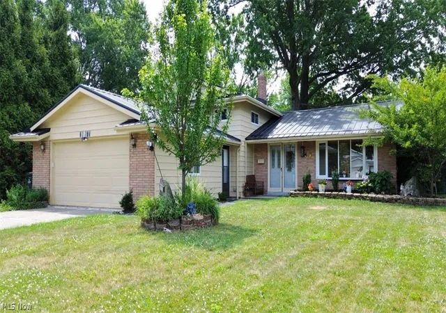 Homes for sale in North Olmsted, OH | 26646 Sudbury Dr, North Olmsted, OH 44070 | MLS# 5225844