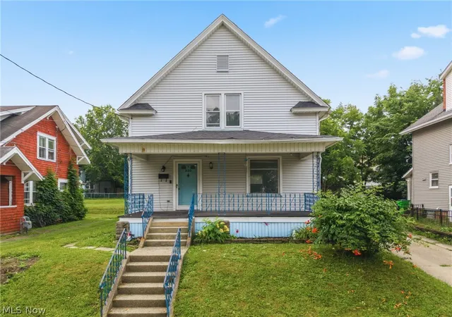 1st image of 330 W Market St, Alliance, OH 44601 | MLS# 5225778