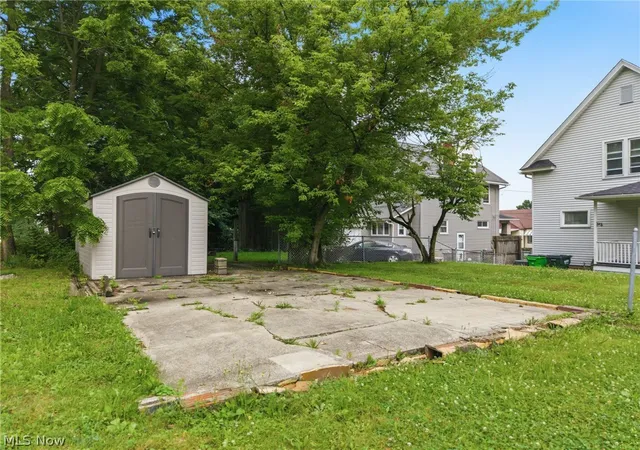 21st image of 330 W Market St, Alliance, OH 44601 | MLS# 5225778