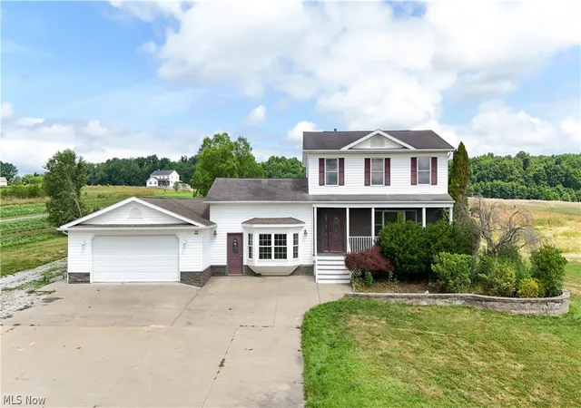 Homes for sale in Garrettsville, OH | 11241 Center Rd, Garrettsville, OH 44231 | MLS# 5225505