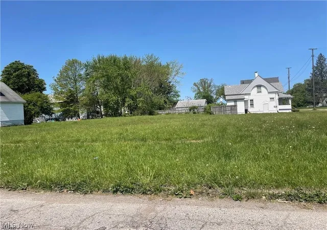 Photo 1 of Land for sale at 505 W 36th Street, Ashtabula, OH 44004 | MLS# 5225747 | Listing updated on 2026-07-09