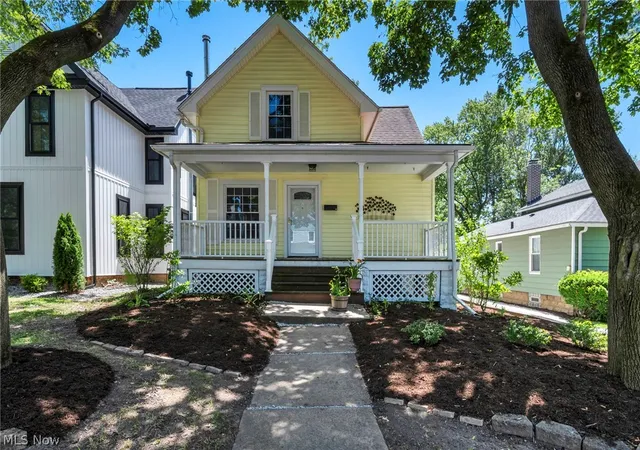 1st image of 446 E Washington St, Medina, OH 44256 | MLS# 5223722