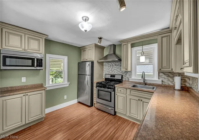 2nd image of 446 E Washington St, Medina, OH 44256 | MLS# 5223722