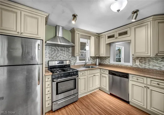 4th image of 446 E Washington St, Medina, OH 44256 | MLS# 5223722