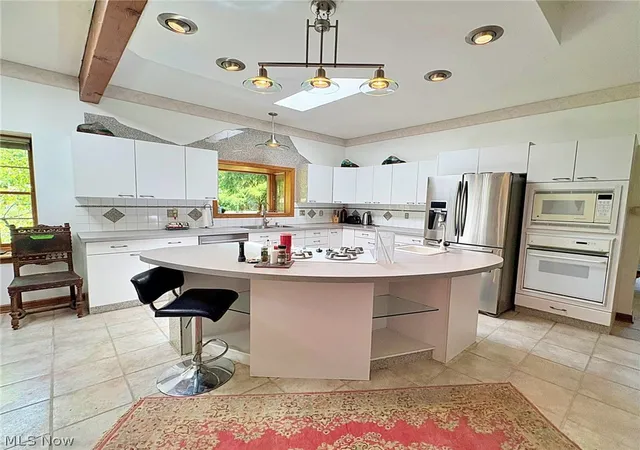 Photo 5 of Single family home for sale at 15818 Darrow Rd, Vermilion, OH 44089 | MLS# 5225895 | Listing updated on 2026-07-22