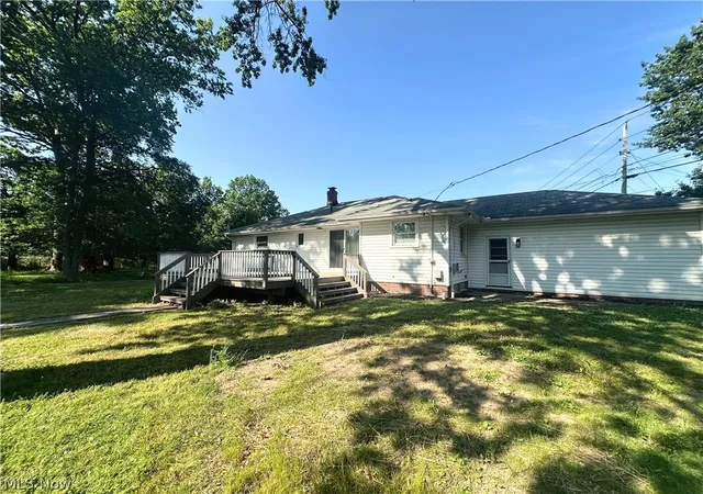 2nd image of 1031 Gary Ct, Wickliffe, OH 44092 | MLS# 5225846