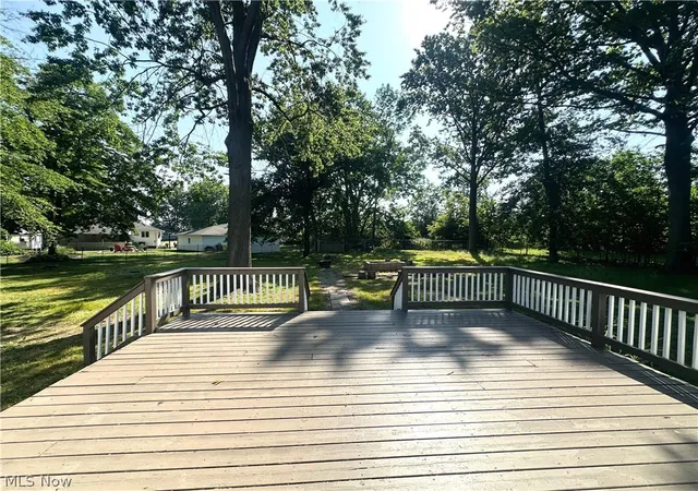 3rd image of 1031 Gary Ct, Wickliffe, OH 44092 | MLS# 5225846