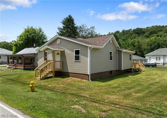 3rd image of 50201 Fairpoint Maynard Rd, Saint Clairsville, OH 43950 | MLS# 5225955