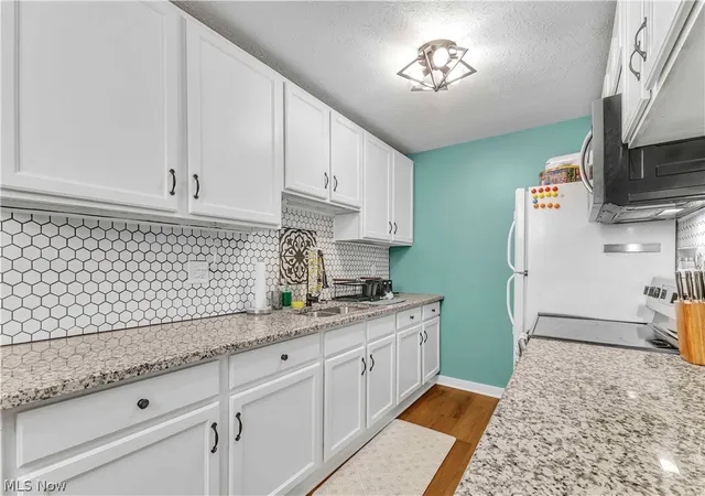 Photo 4 of Condo for sale at 8455 N Akins Rd #E-8, North Royalton, OH 44133 | MLS# 5222560 | Listing updated on 2026-07-14