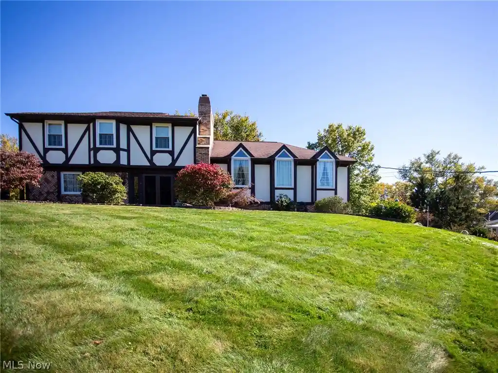 Single family home for sale at 5300 West Blvd NW, Canton, OH 44718 | MLS# 5225431