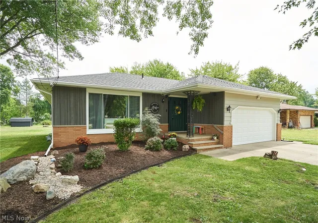 26th image of 8223 Wesley Dr, Strongsville, OH 44136 | MLS# 5225991