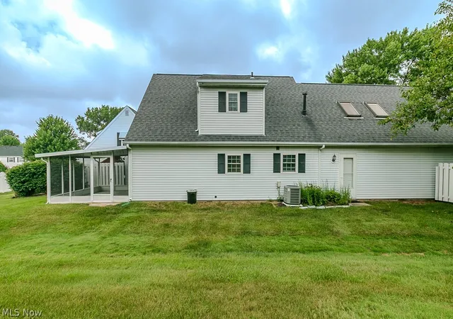 5th image of 9834 Highgate Ct, Concord Township, OH 44060