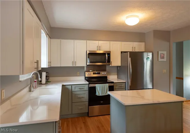 Photo 2 of Sale Pending at 1349 Brookwood Dr, Mogadore, OH 44260 | MLS# 5225034 | Listing updated on 2026-08-04