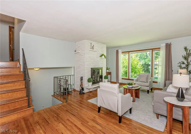 Photo 3 of Single family home for sale at 63 Shawondassee Dr, Eastlake, OH 44095 | MLS# 5225626 | Listing updated on 2026-07-15