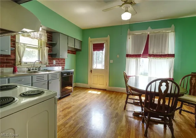 Photo 4 of Single family home for sale at 202 Medina St, Lodi, OH 44254 | MLS# 5225927 | Listing updated on 2026-08-31