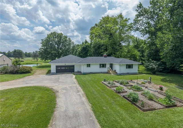 Photo 2 of Sale Pending at 39591 State Route 303, La Grange, OH 44050 | MLS# 5225827 | Listing updated on 2026-08-25