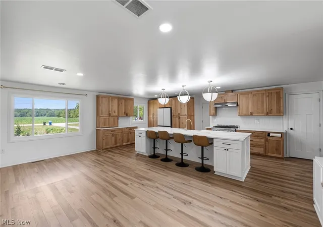 Photo 4 of Sale Pending at 39591 State Route 303, La Grange, OH 44050 | MLS# 5225827 | Listing updated on 2026-08-25