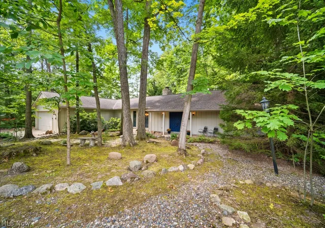1st image of 11604 Park Moss Ave, Strongsville, OH 44136 | MLS# 5223674