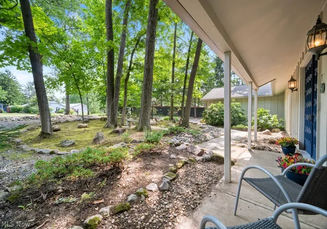4th image of 11604 Park Moss Ave, Strongsville, OH 44136 | MLS# 5223674