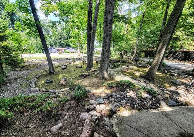 5th image of 11604 Park Moss Ave, Strongsville, OH 44136 | MLS# 5223674