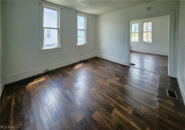 Photo 2 of Single family home for sale at 419 Bryant Ave, Cambridge, OH 43725 | MLS# 5225934 | Listing updated on 2026-07-09