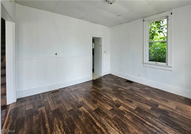 Photo 3 of Single family home for sale at 419 Bryant Ave, Cambridge, OH 43725 | MLS# 5225934 | Listing updated on 2026-07-09