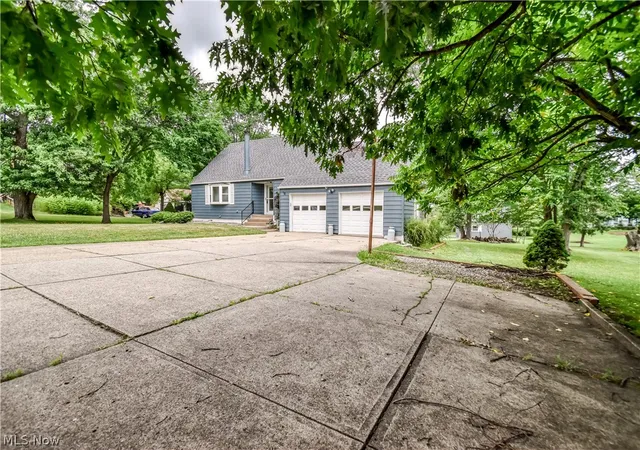 2nd image of 339 E Sprague Rd, Seven Hills, OH 44131 | MLS# 5225384