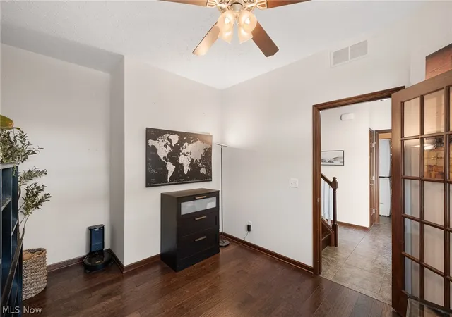 Listing Photo 4 - Condo for sale in building located at 556 Hyannis Prt Cir, Avon Lake, OH 44012