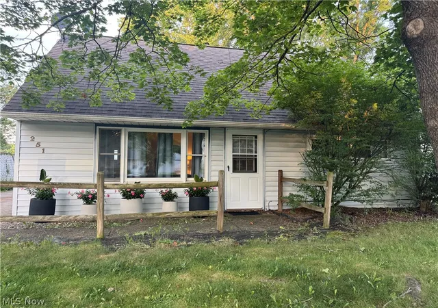 1st image of 251 Idlewood Rd, Austintown, OH 44515 | MLS# 5225871