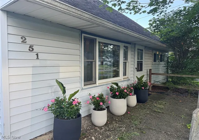 2nd image of 251 Idlewood Rd, Austintown, OH 44515 | MLS# 5225871