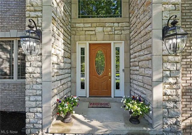 4th image of 20143 Kylemore Dr, Strongsville, OH 44149 | MLS# 5225351