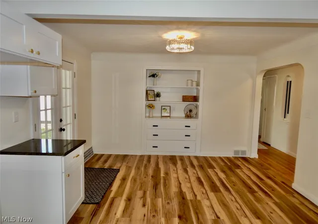 Photo 4 of Single family home for sale at 6361 S Canterbury Rd, Cleveland, OH 44129 | MLS# 5225643 | Listing updated on 2026-07-17