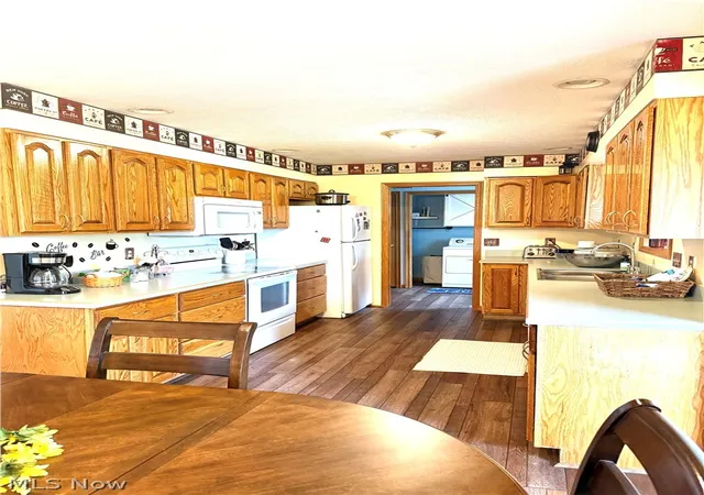 Homes for sale in East Liverpool, OH | 49208 Hickman Rd, East Liverpool, OH 43920 | MLS# 5226186