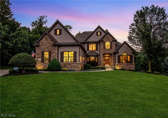 Homes for sale in Hinckley, OH | 2307 Angela Vista Dr, Hinckley, OH 44233 | MLS# 5216780