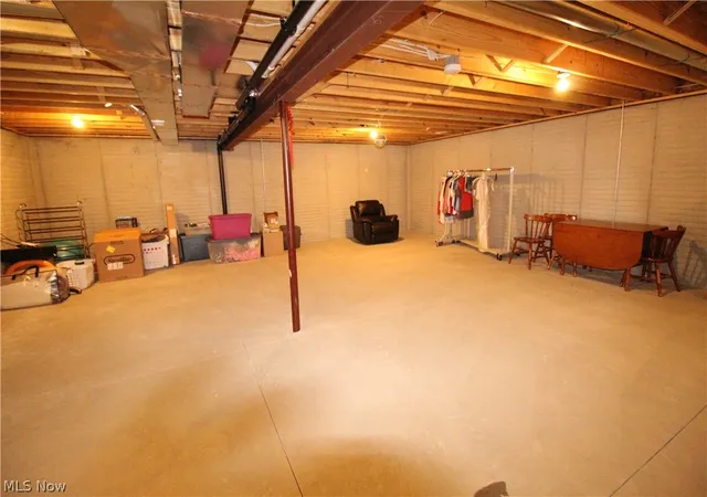 29th image of 2374 Deer Creek Cir, Orrville, OH 44667 | MLS# 5225835