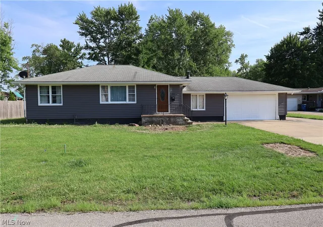 Photo 1 of Single family home for sale at 164 Sipple Ave, Amherst, OH 44001 | MLS# 5223901 | Listing updated on 2026-07-24