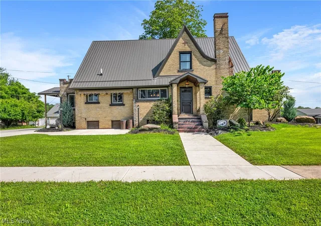 1st image of 593 Dewey Ave, Cadiz, OH 43907 | MLS# 5226207