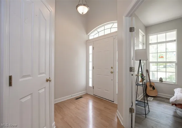 2nd image of 14450 Baywood Ln, Strongsville, OH 44136 | MLS# 5222878
