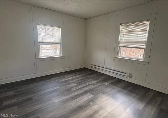Listing Photo 5 - Condo for sale in building located at 52 Sexton St, Struthers, OH 44471