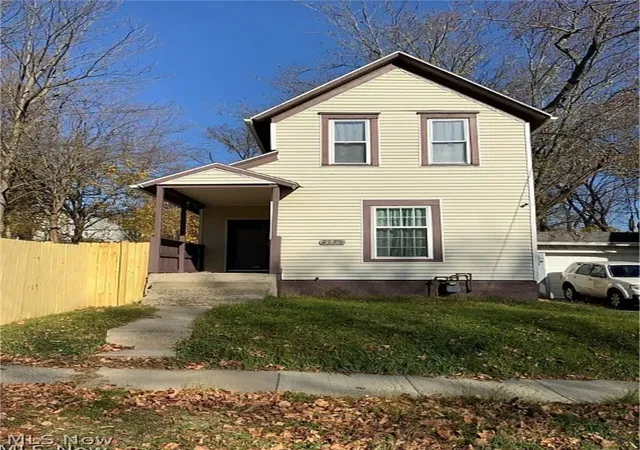 1st image of 375 Lillian St, Akron, OH 44307 | MLS# 5224943