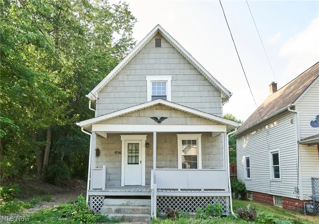 Photo 1 of Single family home for sale at 936 Green Ave Sw, Massillon, OH 44647 | MLS# 5226268 | Listing updated on 2026-08-01
