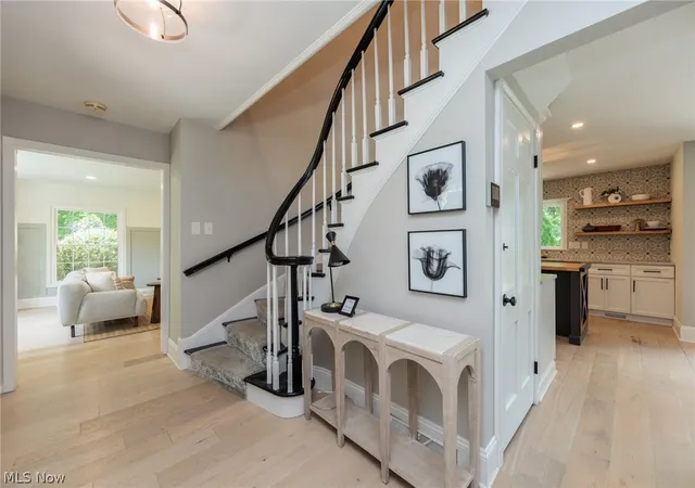 Photo 2 of Sale Pending at 35845 Jackson Rd, Chagrin Falls, OH 44022 | MLS# 5225020 | Listing updated on 2026-07-13