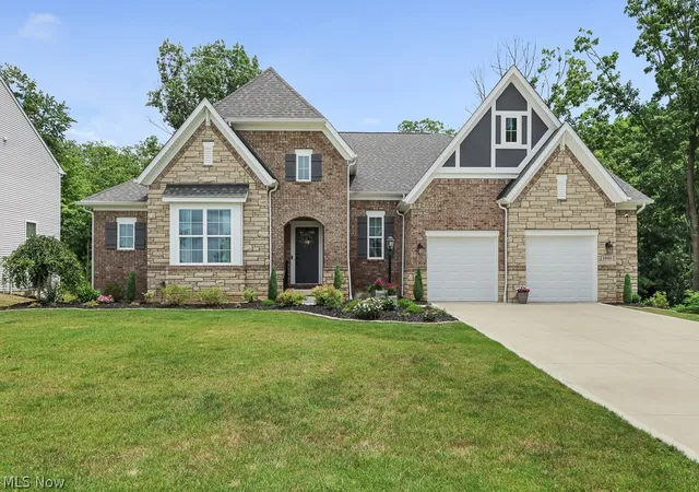 Photo 1 of Sale Pending at 1995 Southview Trl, Brunswick, OH 44212 | MLS# 5226011 | Listing updated on 2026-08-18