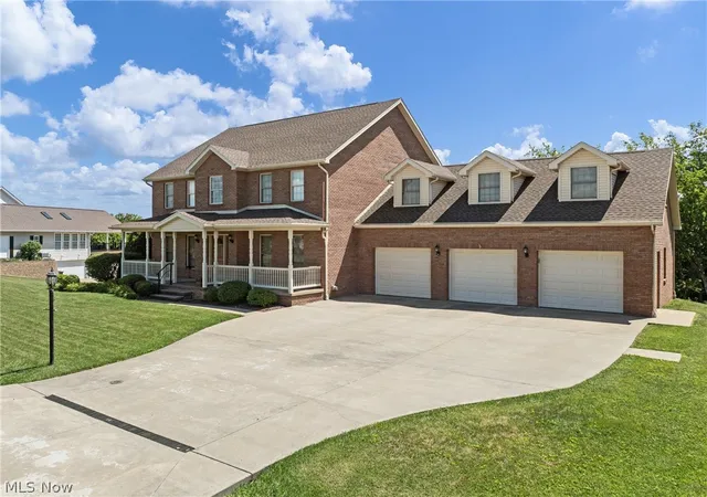 2nd image of 46210 Country Lake Dr, Saint Clairsville, OH 43950 | MLS# 5226283